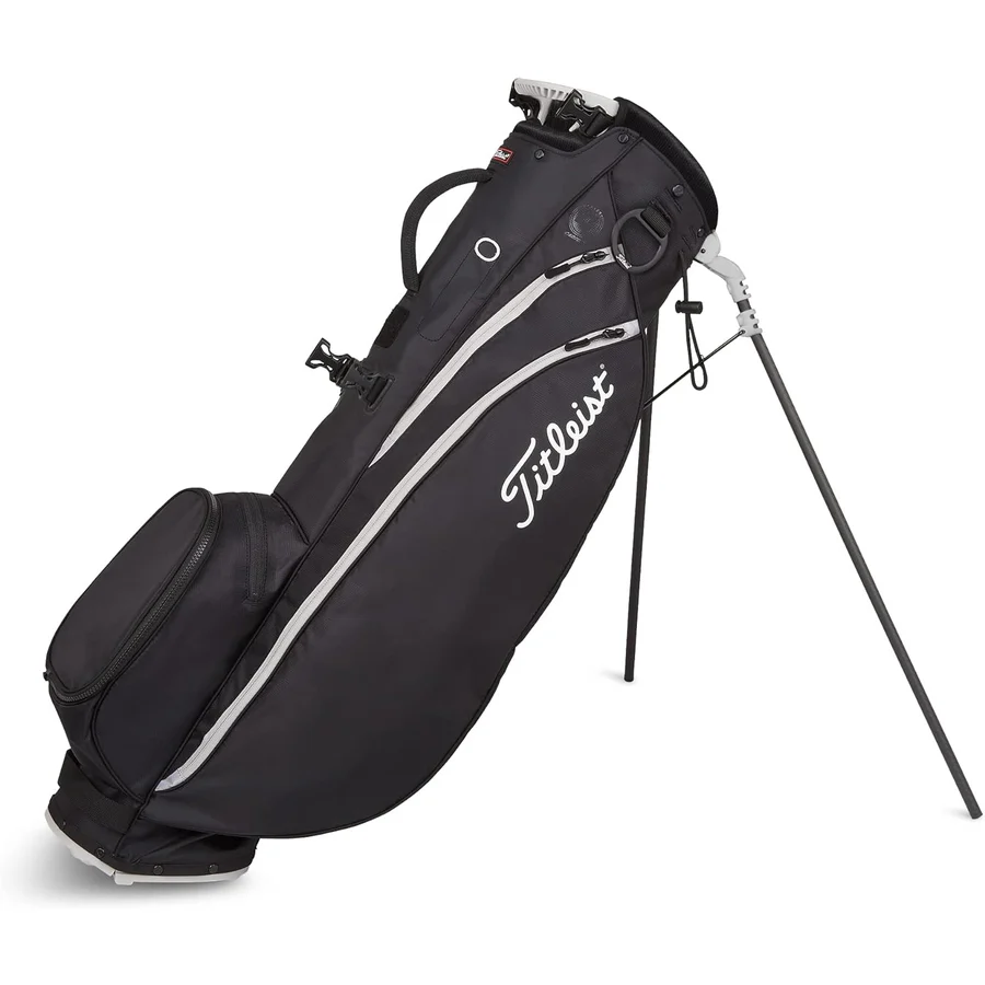 C$240 Titleist Players 4 Carbon Stand Bag